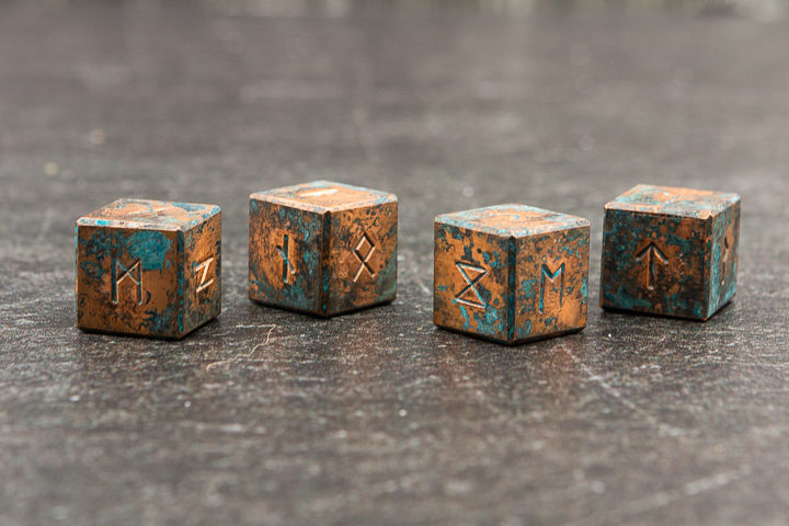 Product Photo - Copper Runic Dice